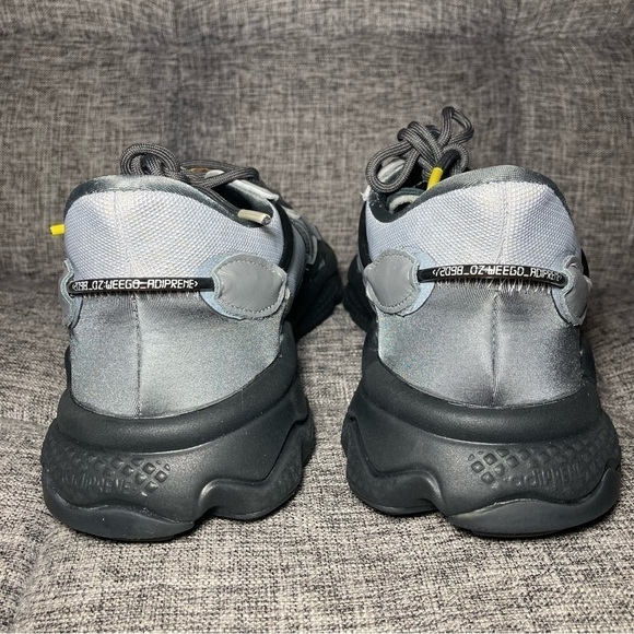 Adidas Ozweego Triple Grey Sneakers Men’s 9 Neon Solar Yellow Accent Chunky Dad main image 4